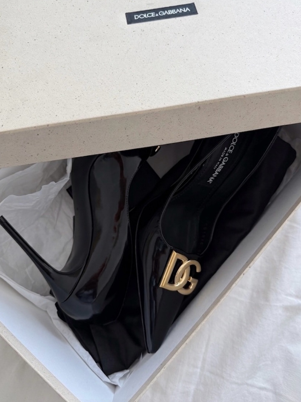 Dolce & Gabbana Black Patent Leatheri Pointed Pumps